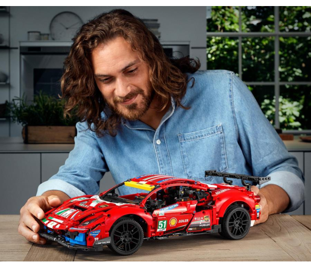 LEGO Technic 42125 Ferrari 488 GTE AF Corse #51 - 1012754 - zdjęcie 6
